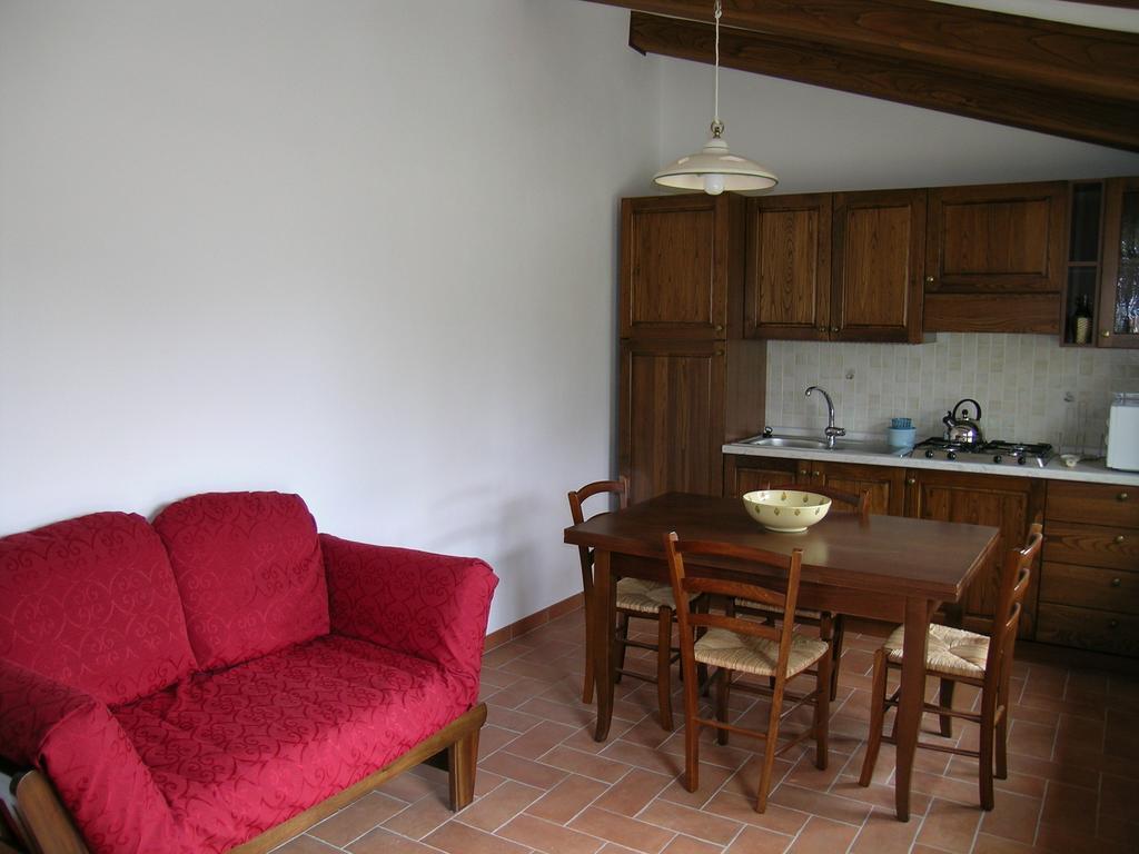 Agriturismo Podere Ossaia Cortona Bilik gambar