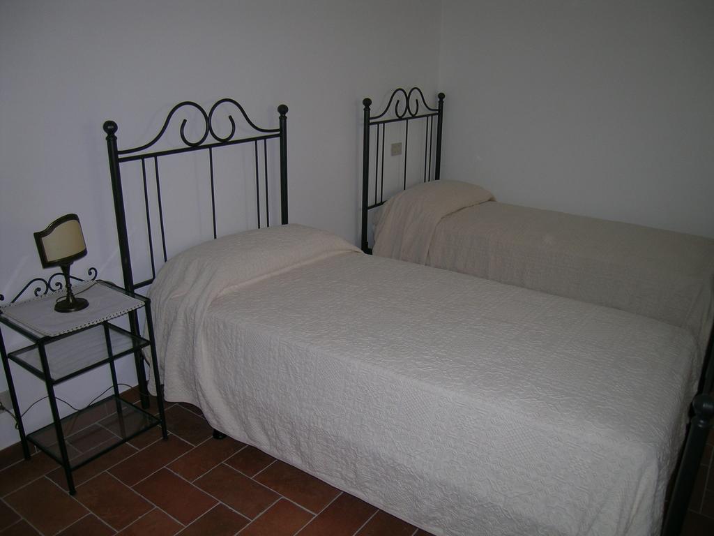 Agriturismo Podere Ossaia Cortona Bilik gambar